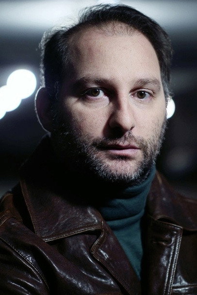 Sylvain Katan as Alphonse/Julien in Iris and the Men
