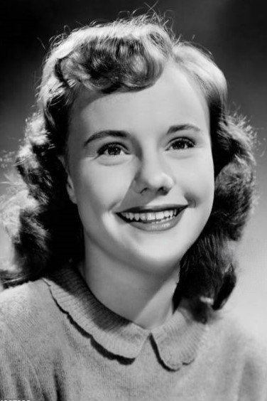 Peggy Ann Garner as Jane Eyre (younger) in Jane Eyre