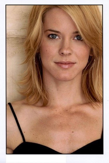 Margaret Scarborough as Lynn Valentine in The Parallel