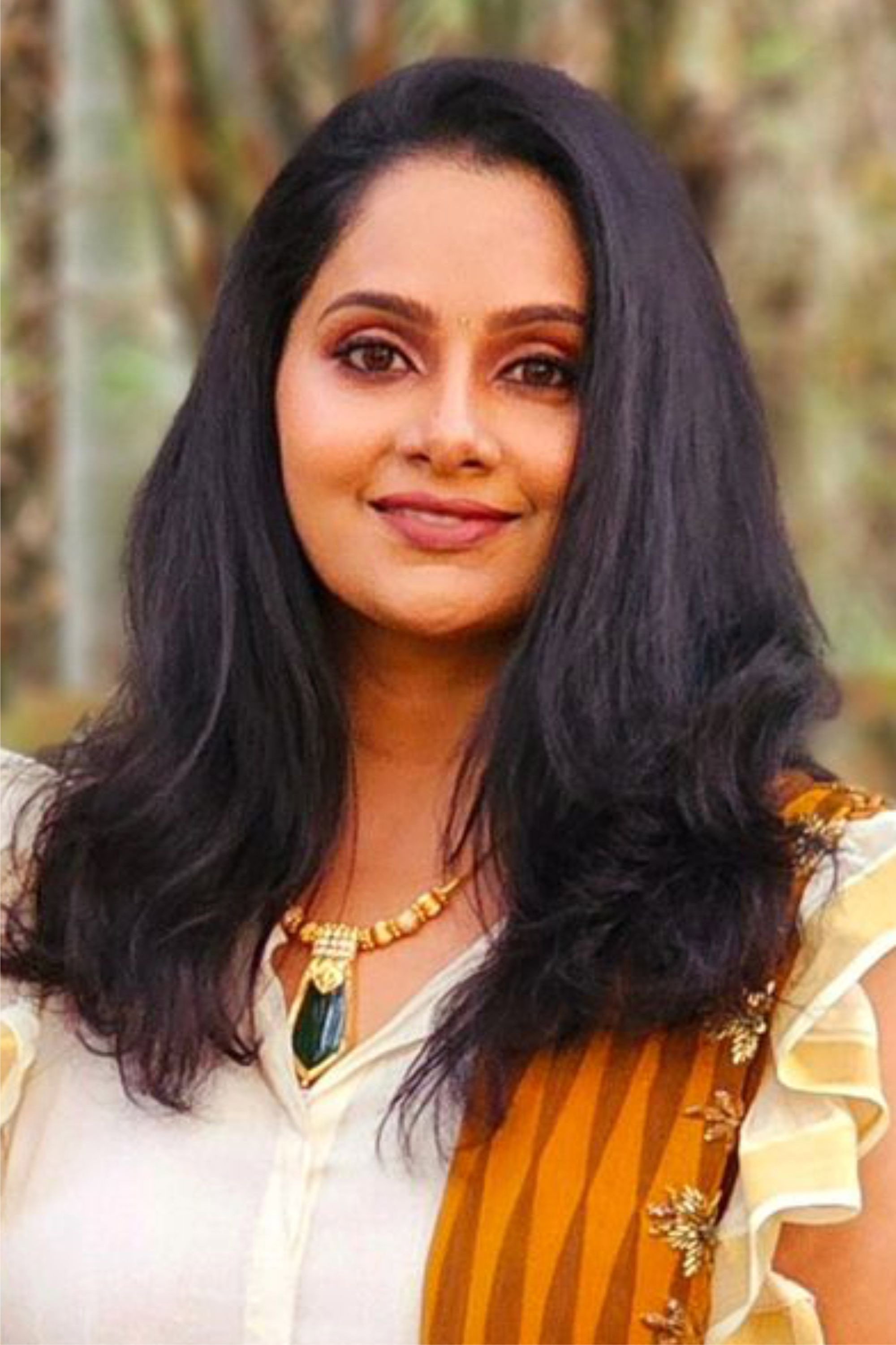 Ajisha Prabhakaran as Chithra in Sthanarthi Sreekuttan