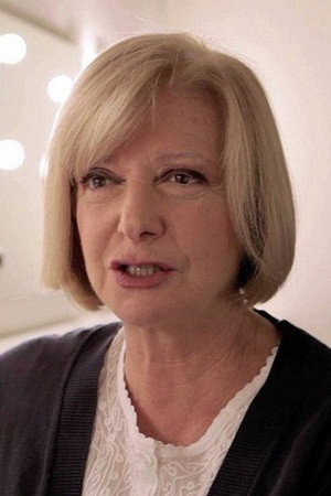 Valeria Ciangottini as Enzina in Family Diary