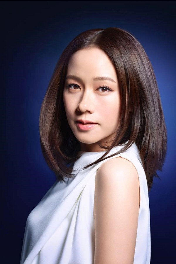 林嘉欣 as Yim Hung in Home Sweet Home