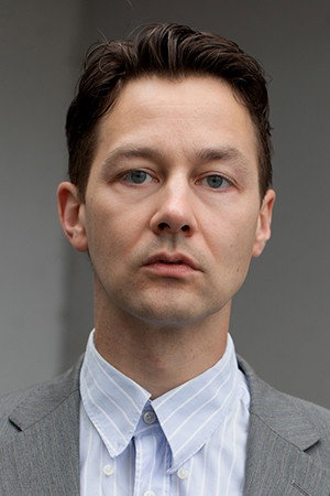 Tim-Fabian Hoffmann as Artur in Der Dritte Gast