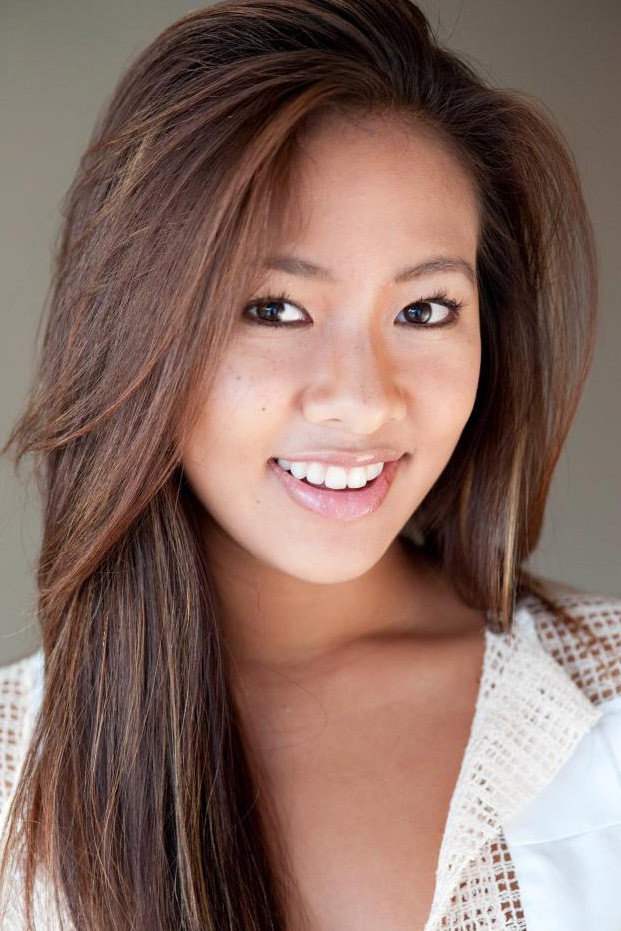 Belle Hengsathorn as Suzy in Asian School Girls