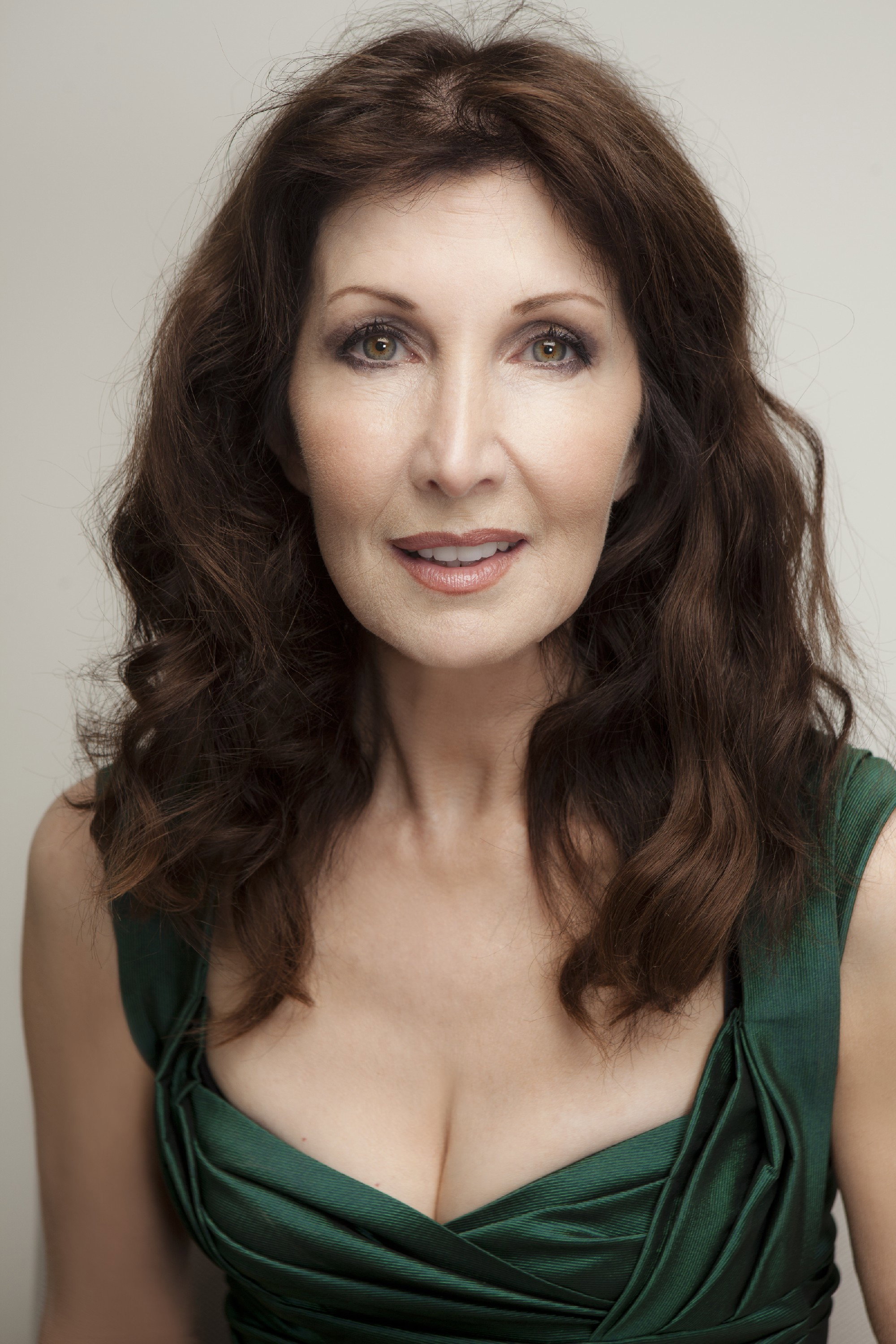 Joanna Gleason as Connie Randolph in Bette