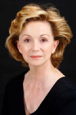 Carmen de la Maza as Concha de Robles in El asombroso mundo de Borjamari y Pocholo