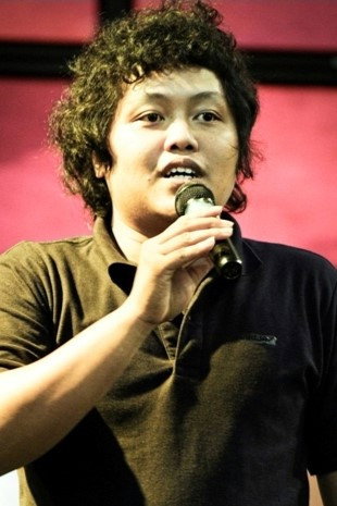 Jui Purwoto as Dimitri in 2045 Apa Ada Cinta