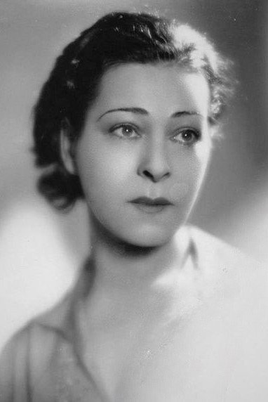 Alla Nazimova as Jane Goring / Gloria Cromwell in Madame Peacock