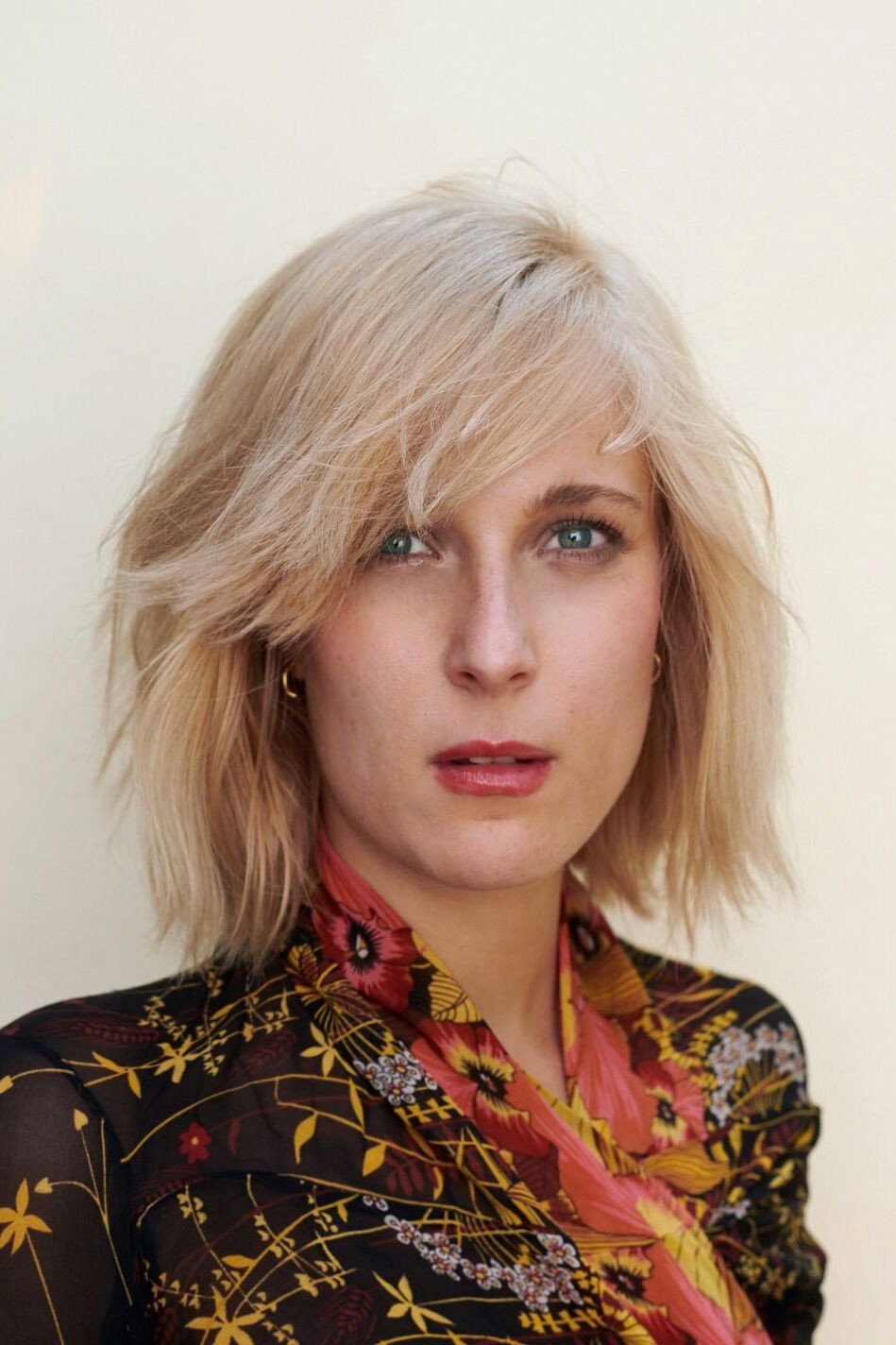 Lena Góra as Basia Lipińska in Będziemy mieszkać razem