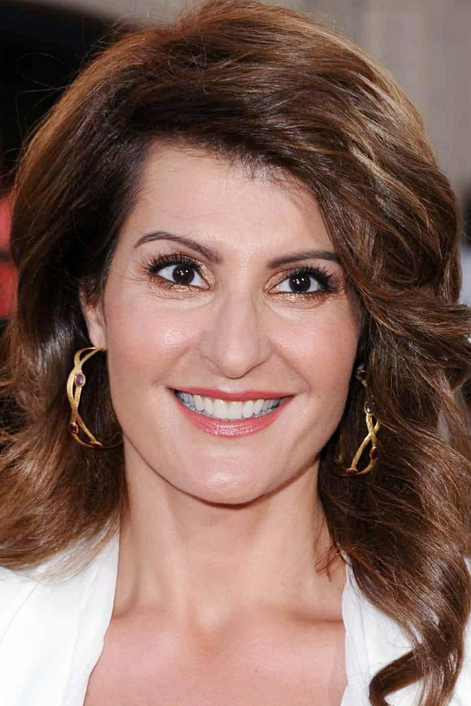 Nia Vardalos as Jennifer in Meet Prince Charming