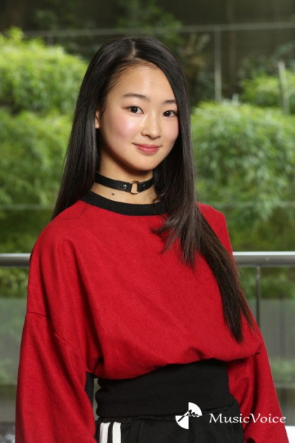 Suzuka Adachi as Mai Kanzaki in Idol × Warrior Miracle Tunes!