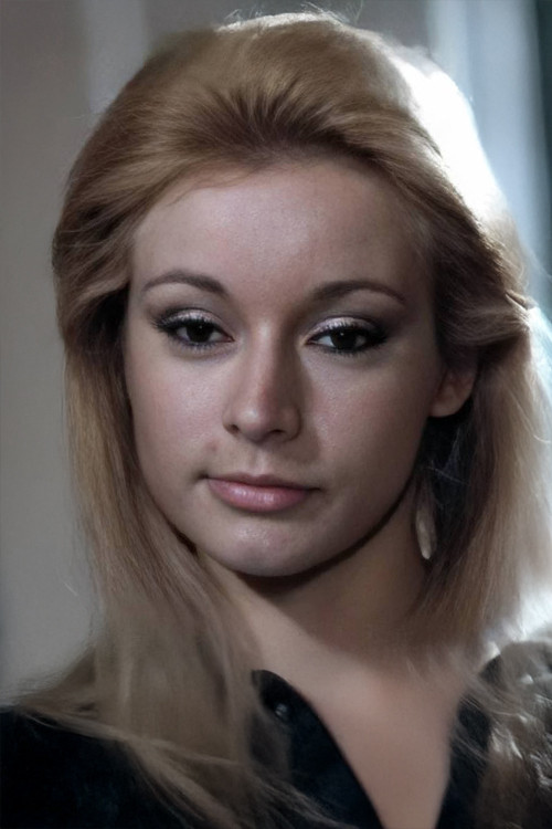 Karin Well as Janet in Burial Ground
