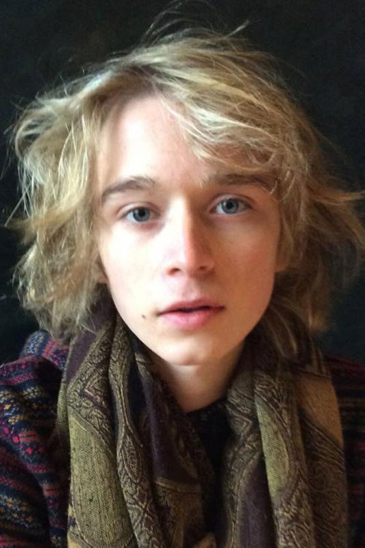 Renan Prévot as Evy in Impure