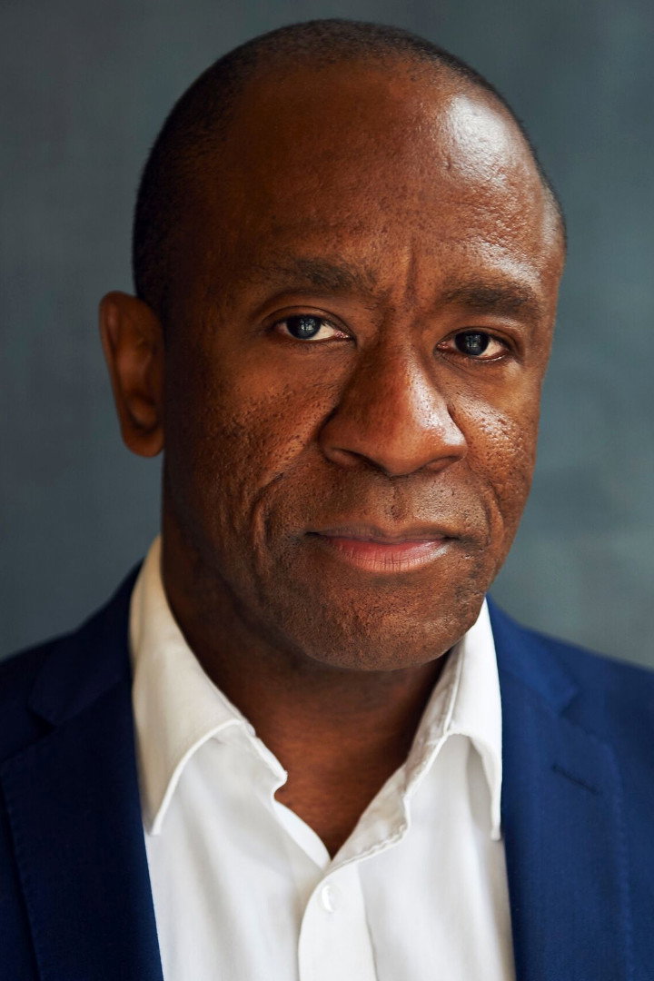 Lucian Msamati as Ed Dumani in Gangs of London