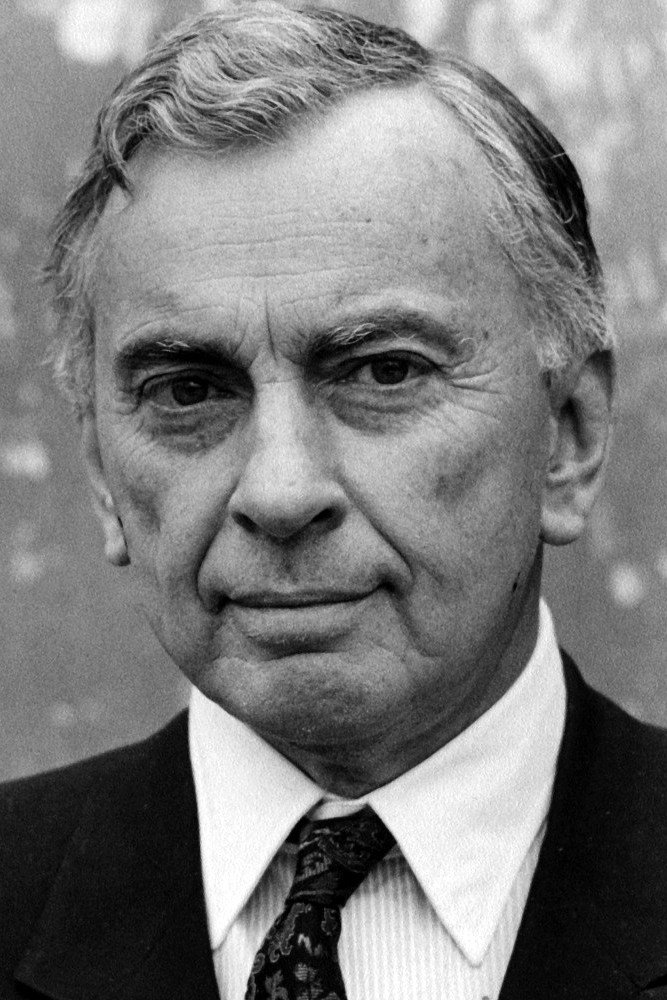 Gore Vidal as Self in Global Haywire