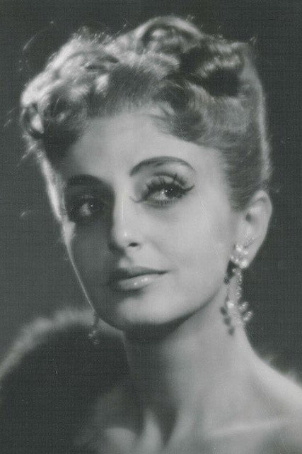 Eva Rysová as Dara in Orest z rodu čarodejníkov