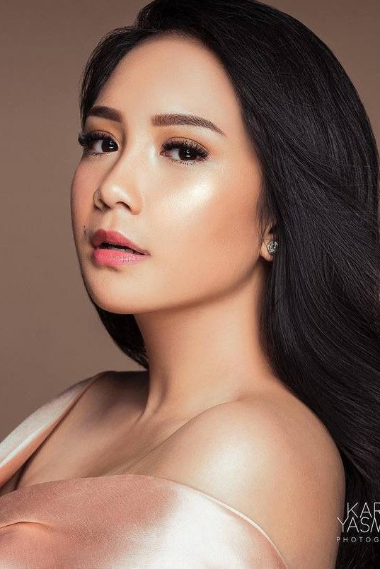 Nagita Slavina as Aisyah in Roh Fasik