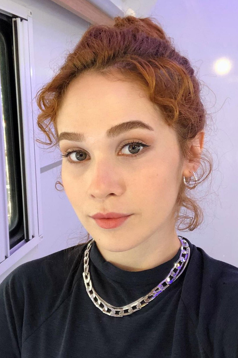 Burcu Söyler as Funda Demir in Evlilik Hakkında Her Şey