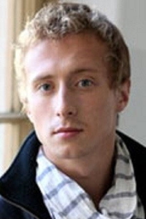 Артем Яковлев as Вадим Грозов in Outsider