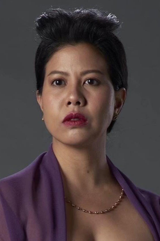Pattarasuda Anumanrajadhon as Sirikanya (segment "Sunset") in Ten Years Thailand