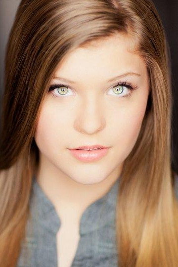 Sydney Imbeau as Maddy Cooper in Really Me