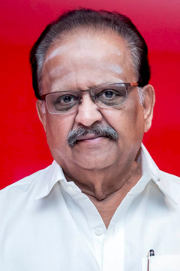 எஸ். பி. பாலசுப்பிரமணியம் as CBI Inspector Laxminarayan in Thiruda Thiruda