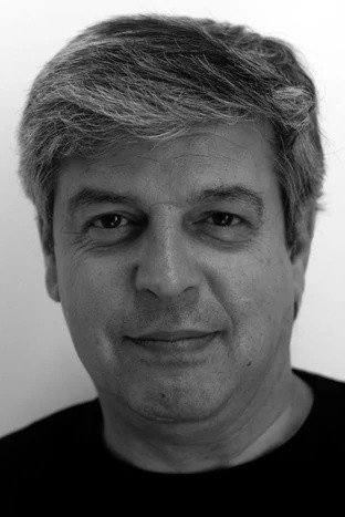 Jorge Vasquez as Psy hôpital in Un homme presque idéal