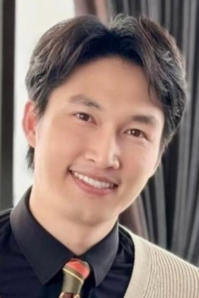 Đình Tú as Phương in Đi qua mùa hạ