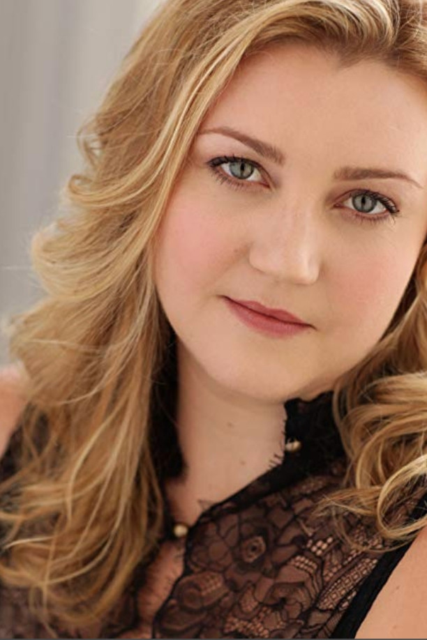 Meredith Holzman as Darlene in Jungleland