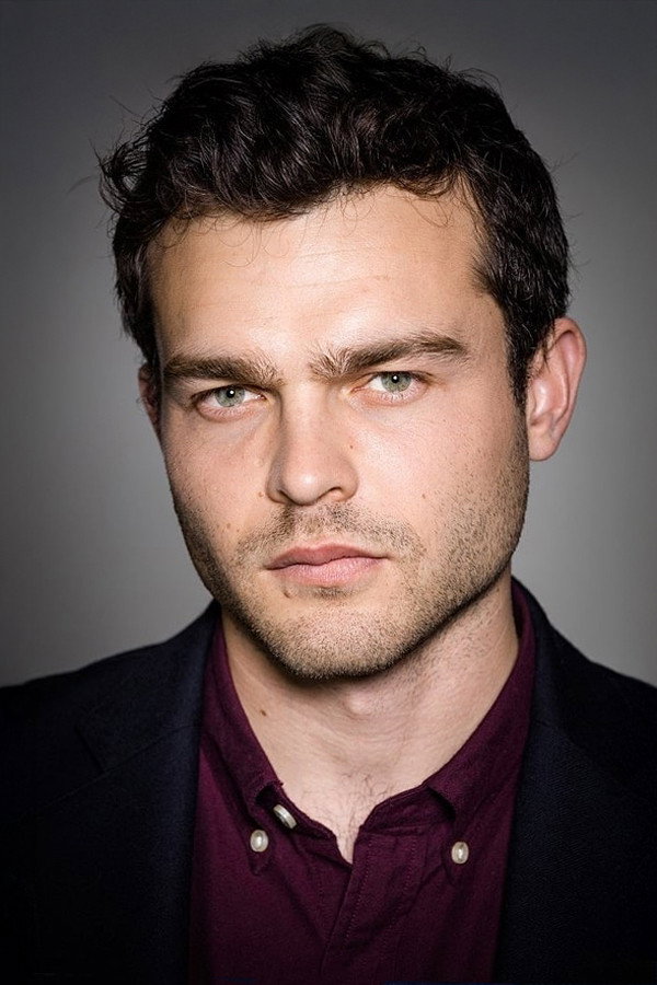 Alden Ehrenreich as Eddie in Cocaine Bear