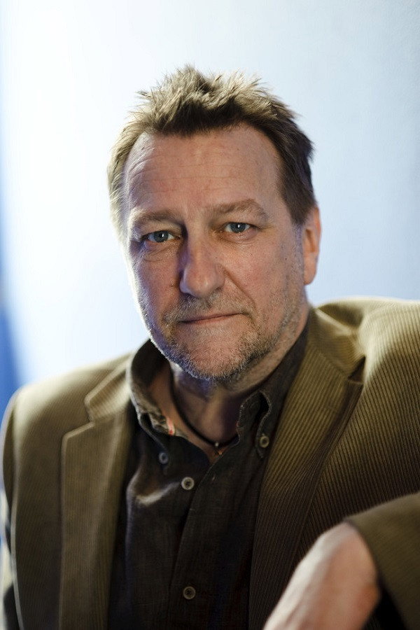 Reidar Sørensen as Cato Isaksen in The Night Sister