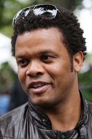 Luck Mervil as Marc Luron in Caido