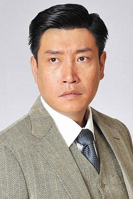 张鹰 as Chen Yu in The Hero of Swallow