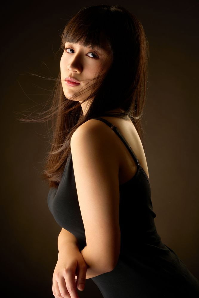 何洛瑤 as self in 馬力十足賀新年