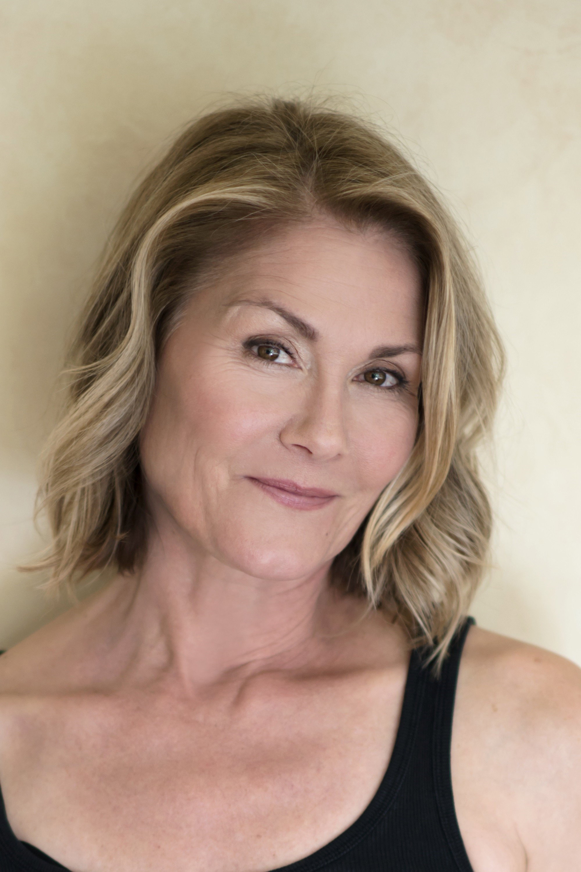 Karen Sillas as Renee in Female Perversions