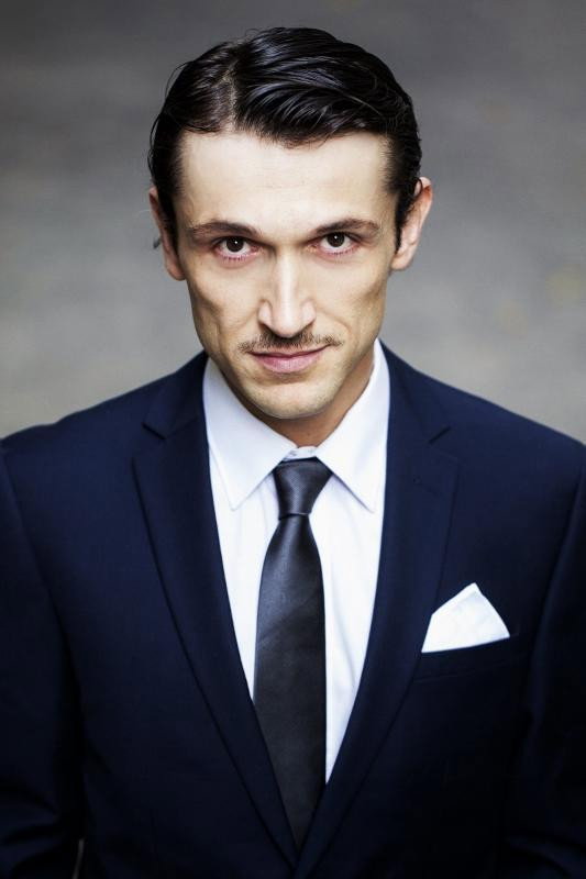 Riccardo Leonelli as Luigi Pavoni in Outing: Engaged by Mistake