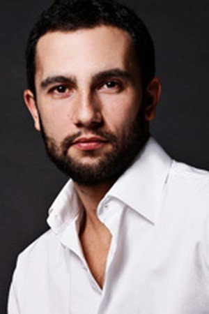 Vincenzo Scuruchi as Antonio in Runner