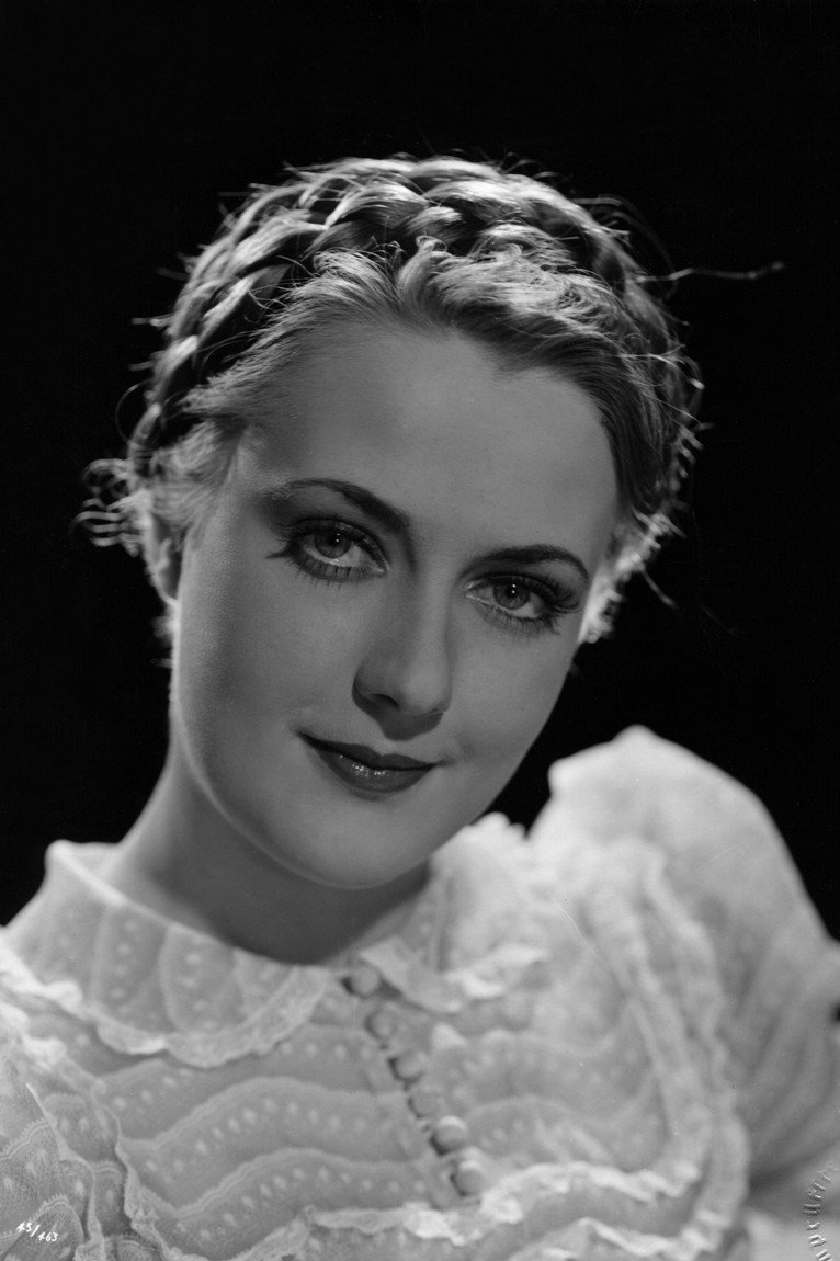 Gertrud Meyen as Trude Vogelreuter in Midsummer Night's Fire