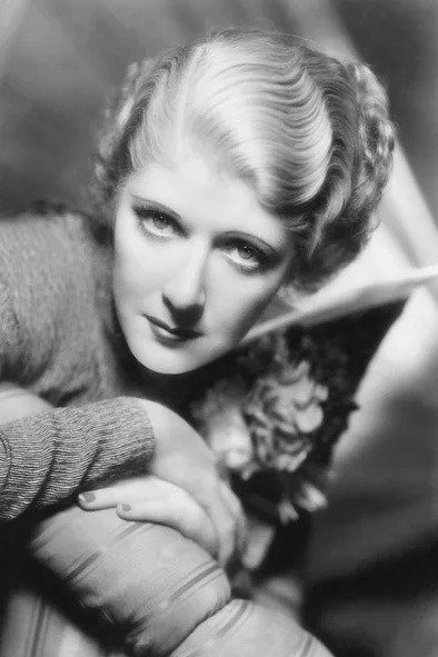 Jean Dixon as Molly in My Man Godfrey