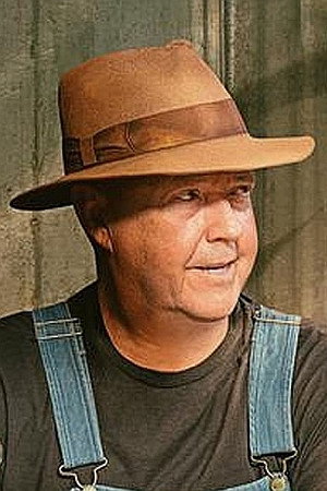 Mark Ramsey as Cortez in The Hive