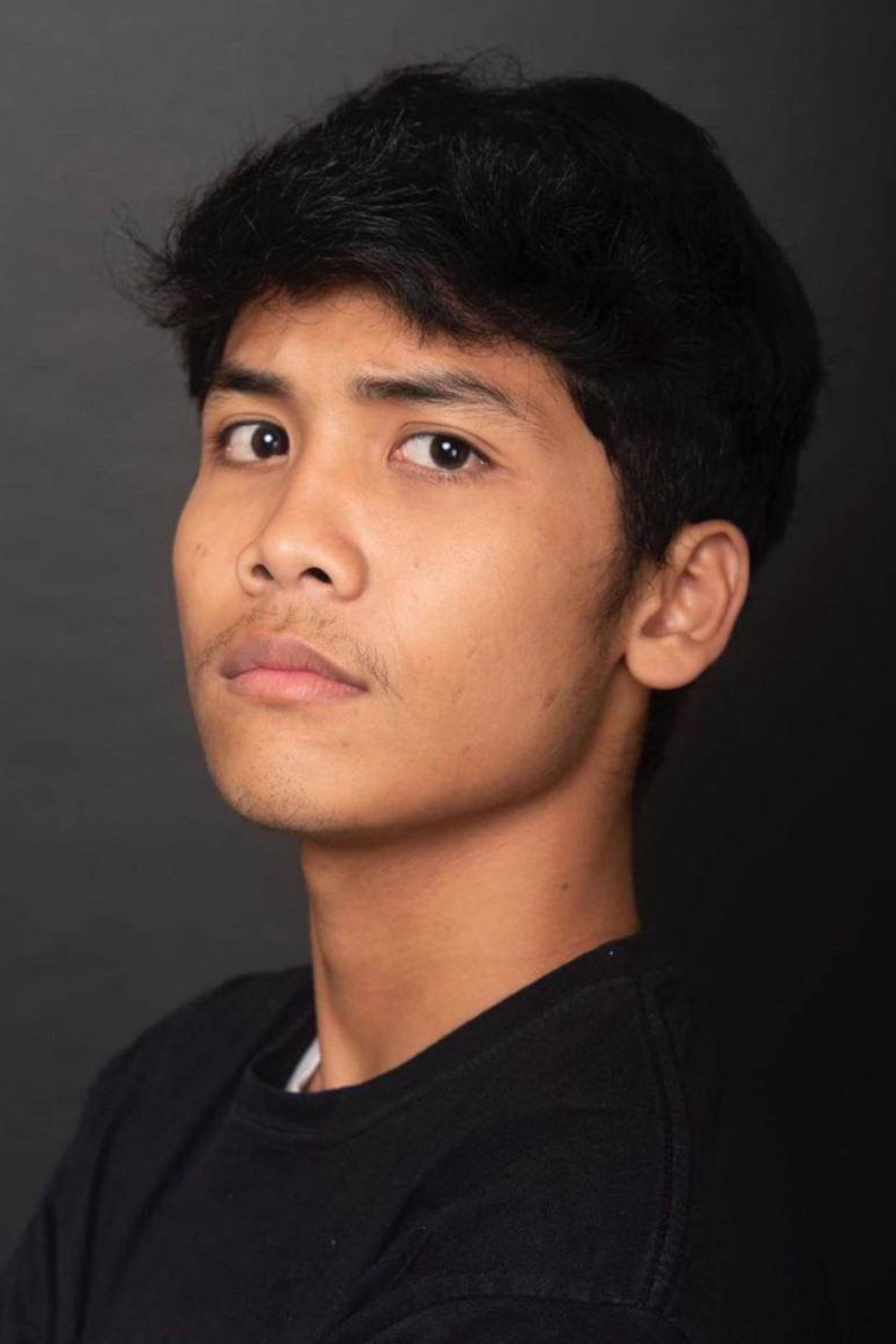 Bintang Emon as Iyas in Comedy Buddy