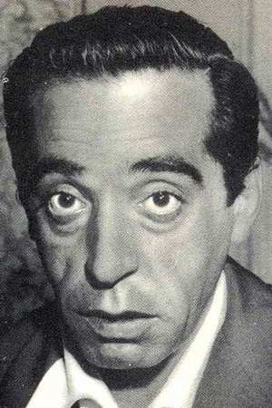 Alberto Sorrentino as Friend of Battistini in Taste of Life
