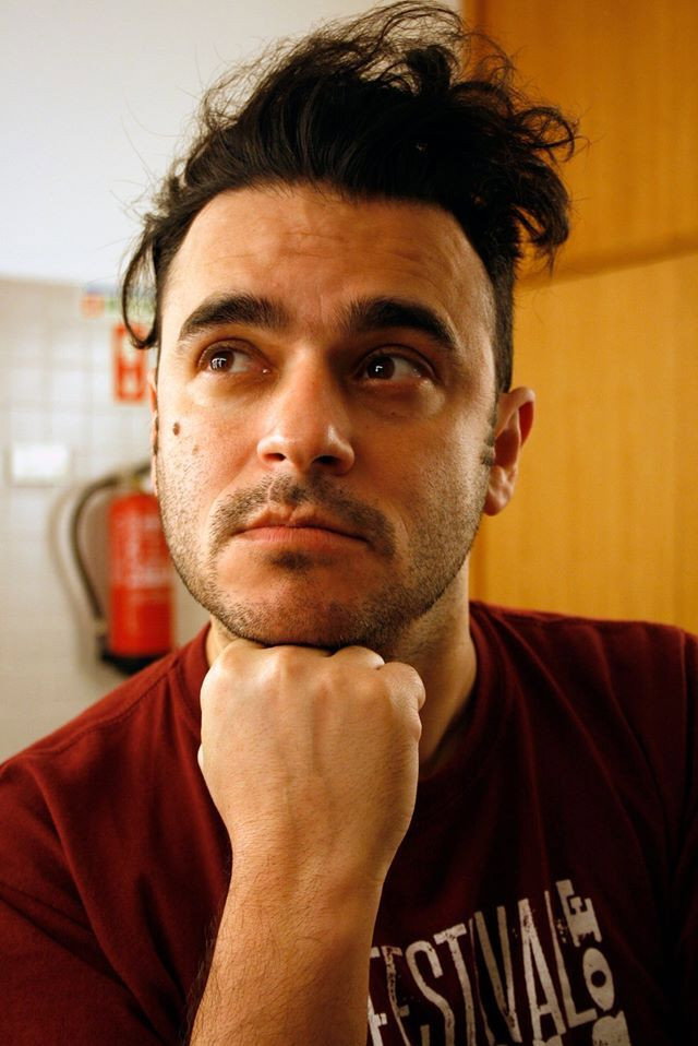 Pedro Tochas as Várias personagens in Programa da Maria