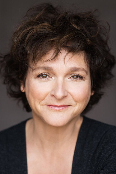 Marie Charlebois as Diane Trudel in Des fleurs sur la neige