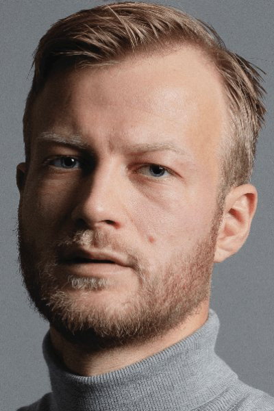 Gustav Dyekjær Giese as Ernst Schimmelmann in Slave af Danmark