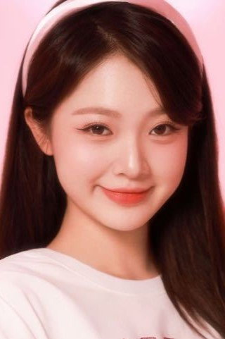 周梓倩 as Jin Mingming in Romantic Boyfriend