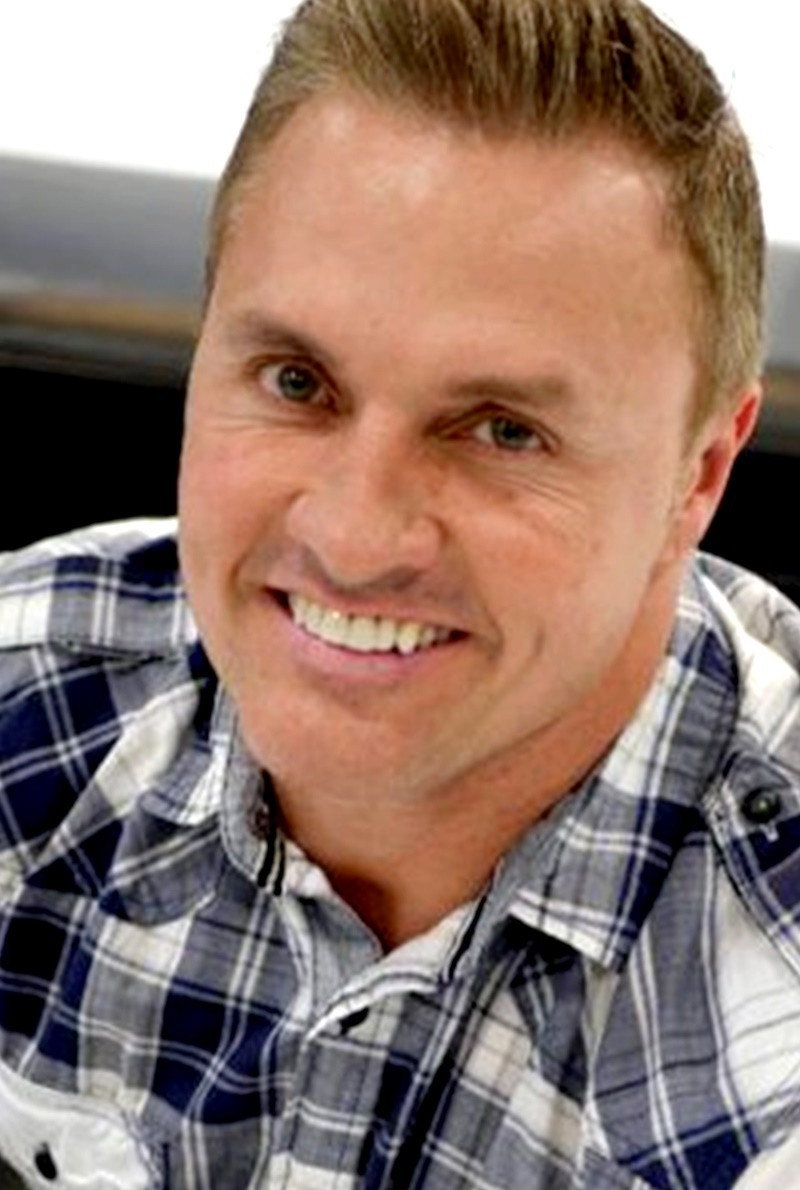 Alton Butler as Kyle in Blonde Heaven