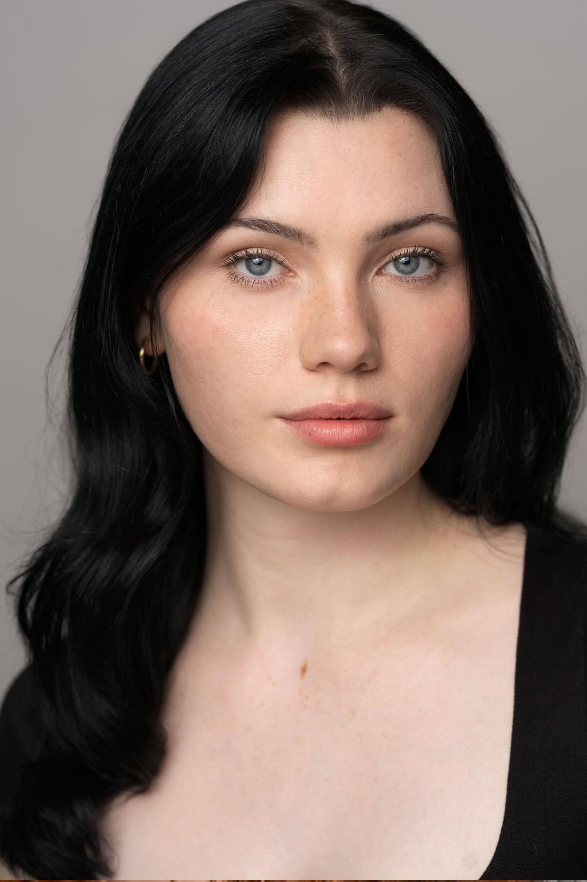 Hailey Saintfield as Beatrice in Come In, Stranger