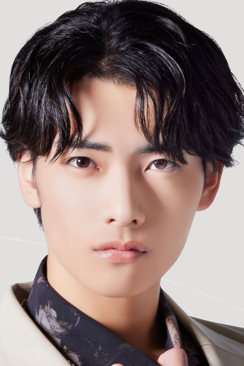 武藤潤 as Fukaya Shotaro in Numa Otoko to Numa Ochi Onna no Midnight Call: Nebusoku no Genin wa Jibun ni Aru.