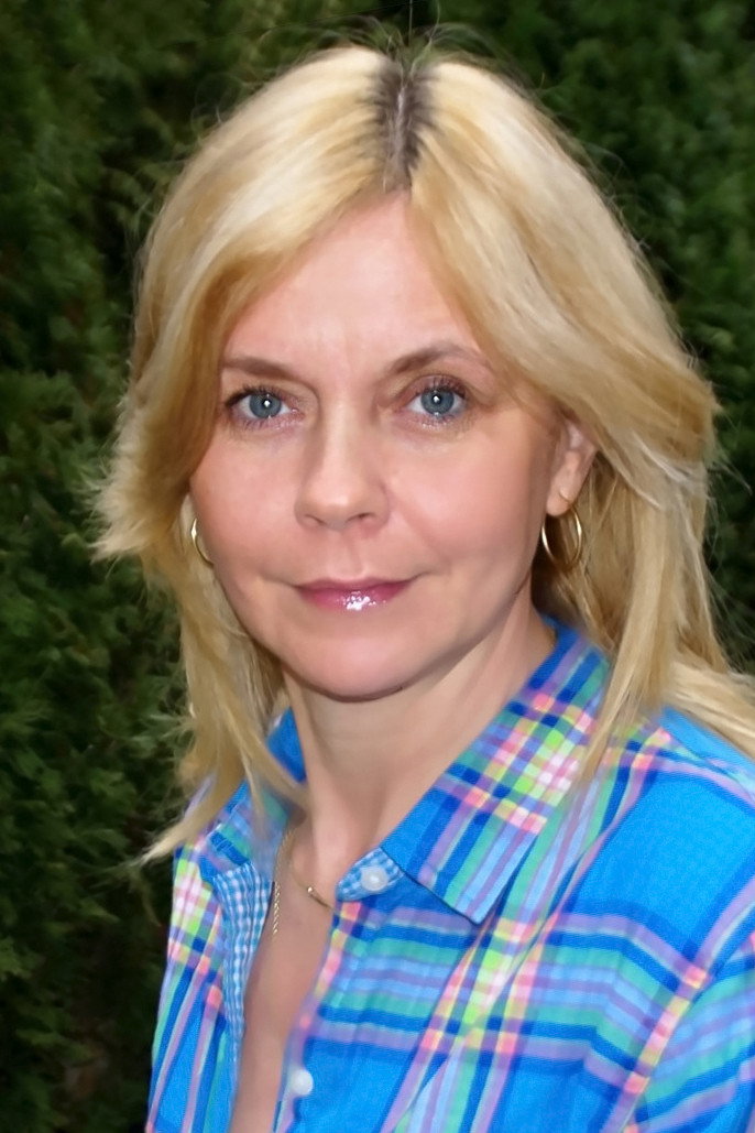 Šárka Vondrová as Helenka in Waiting For Patrick